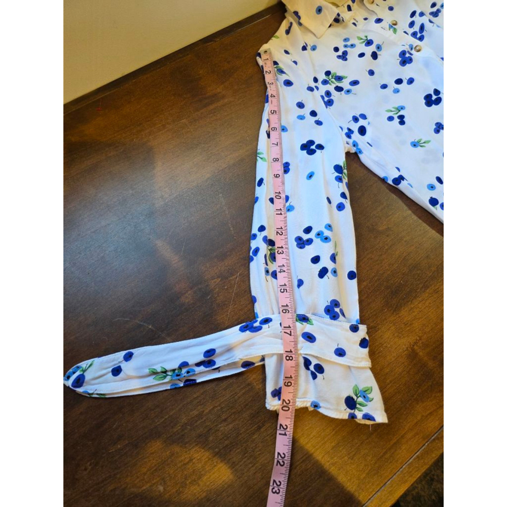 Women's Maeve by Anthropologie White Blue Blueberry Button Down Shirt Size 8 - Picture 9 of 13